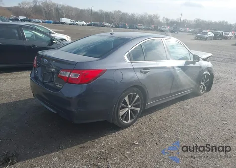 2015 Subaru Legacy 2.5I Limited из США, поврежденный, VIN 4S3BNAN62F3067624